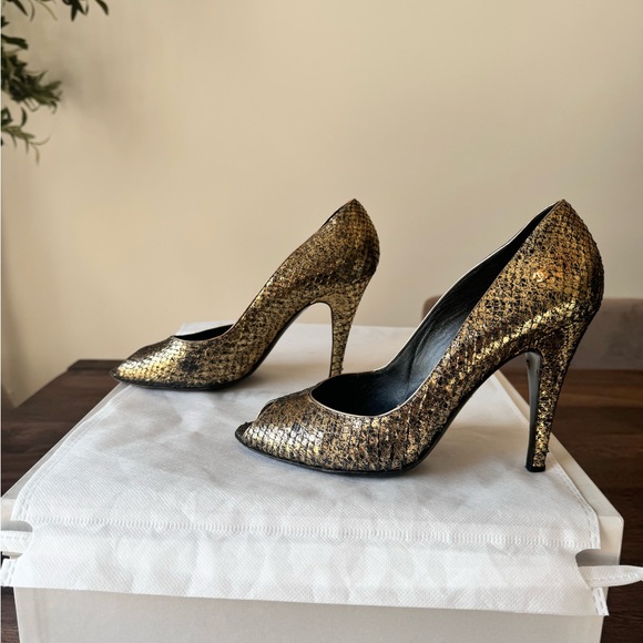 CHANEL Metallic Gold Python Snakeskin Leather CC Logo Peep Toe Pumps - Picture 5 of 11